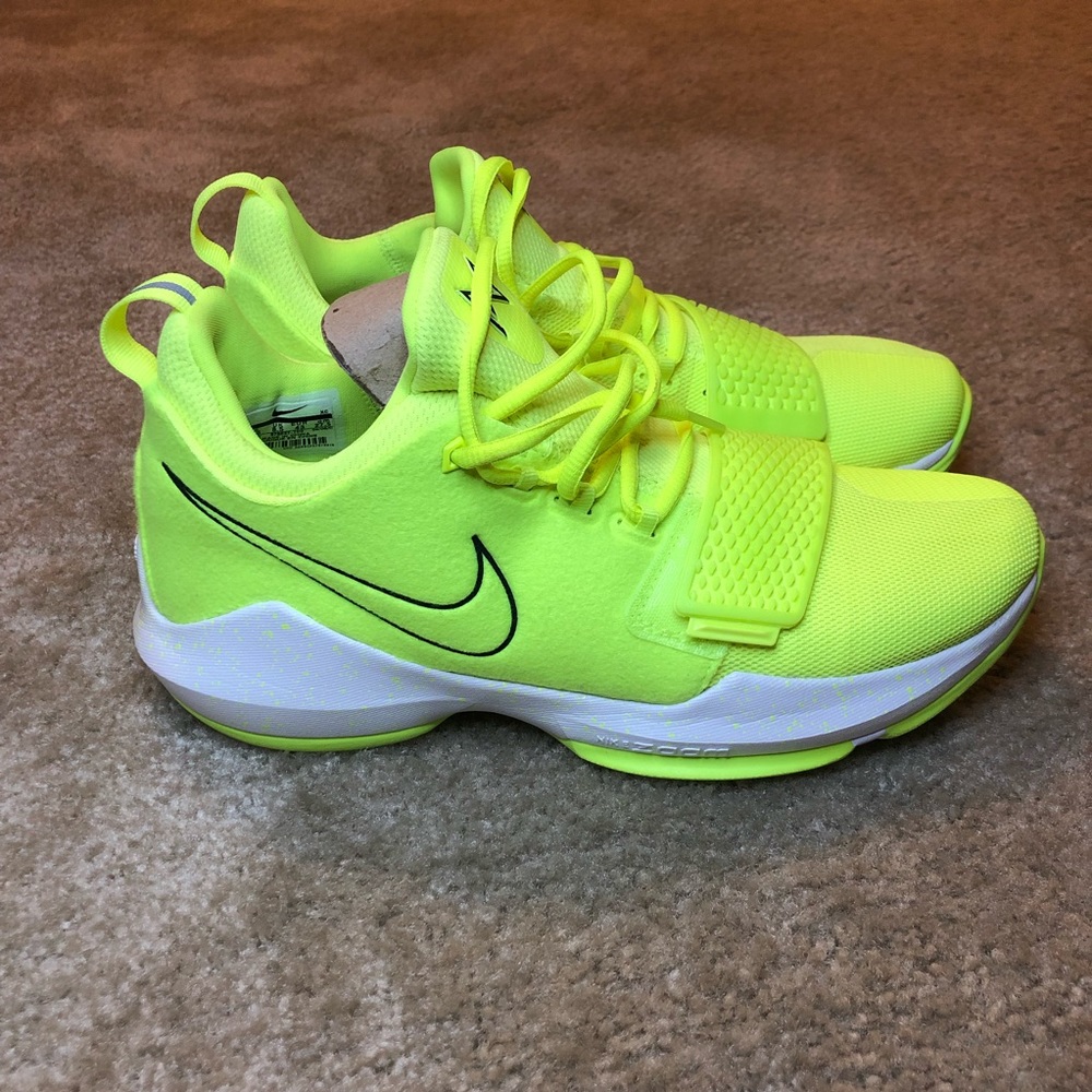Nike PG 1 ‘Volt’